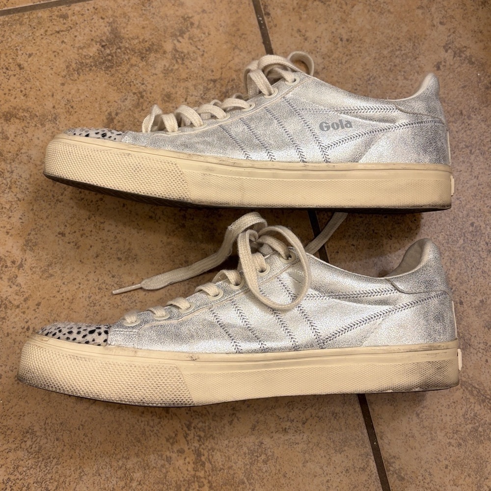 Gola Women's Orchid II Cheetah Sneakers in silver metallic - Picture 4 of 6